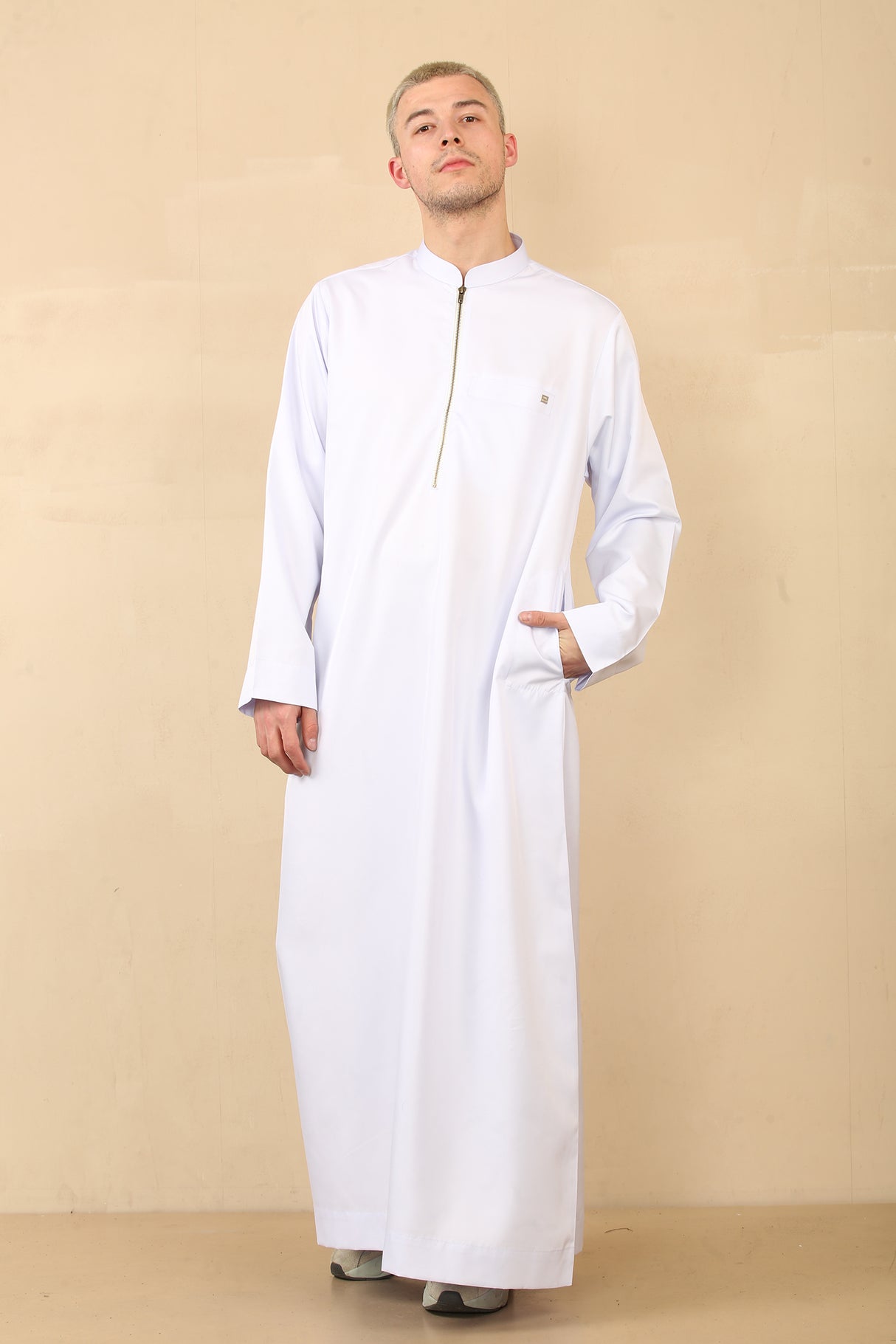 Men's Kuwaiti Matt Finish Zipper Jubba (White)