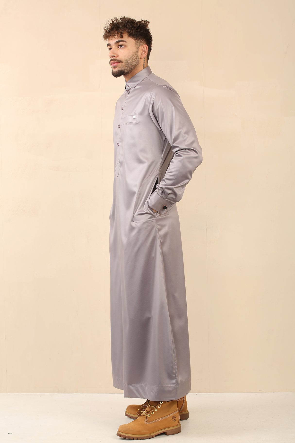 Men's Saudi Shirt Collar Cuffed Shiny Jubba (Golden Grey)