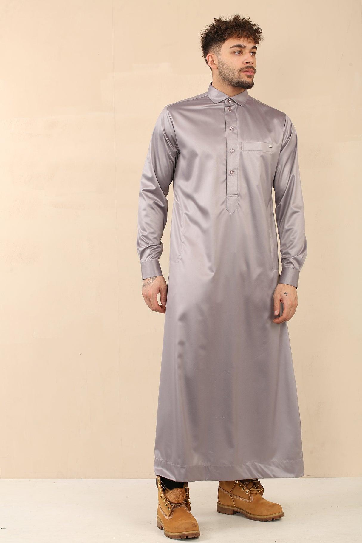 Men's Saudi Shirt Collar Cuffed Shiny Jubba (Golden Grey)