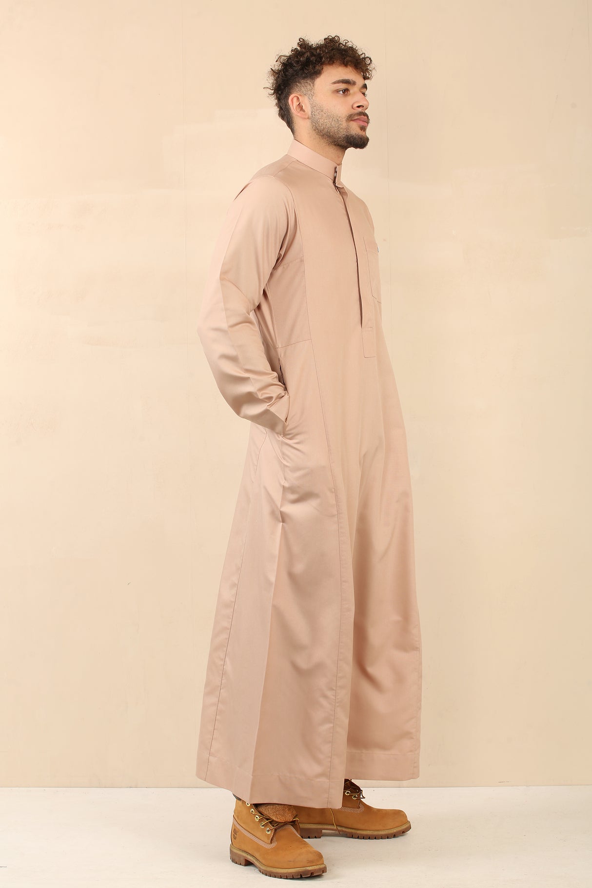 Men's Saudi Oxford Classic Zipper Jubba (Beige)