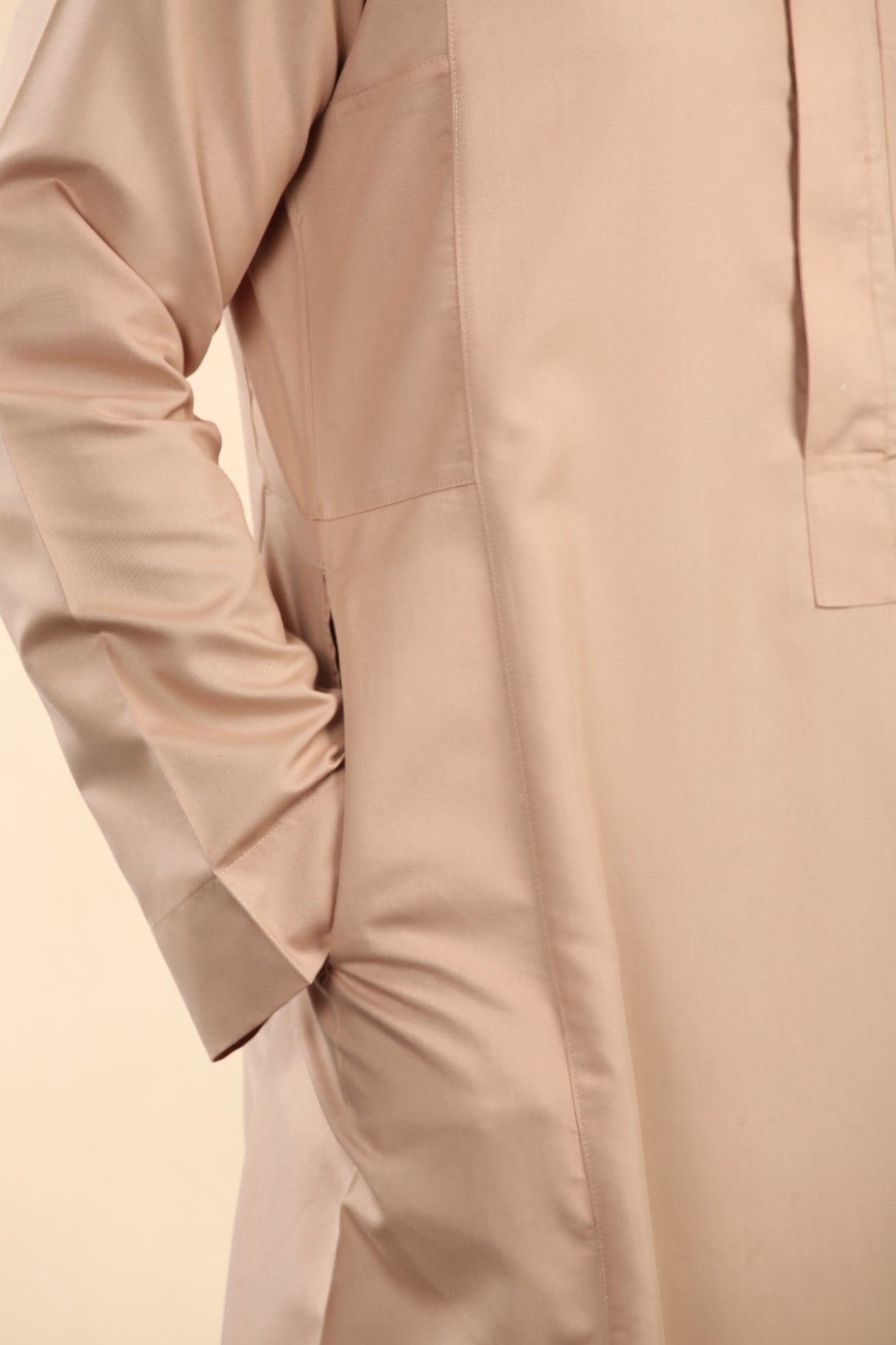 Men's Saudi Oxford Classic Zipper Jubba (Beige)