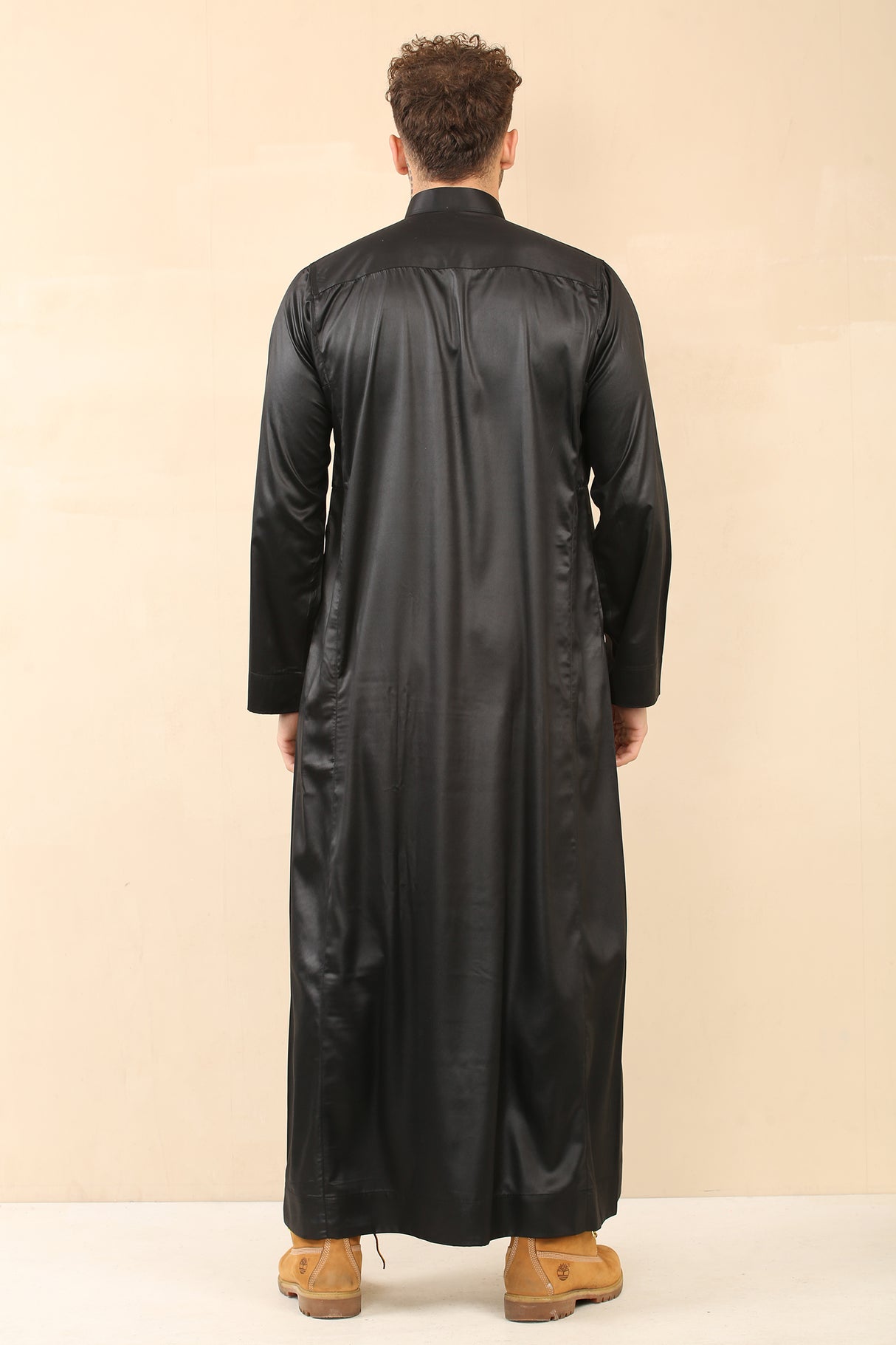Men's Saudi Classic Shiny Jubba (Black)
