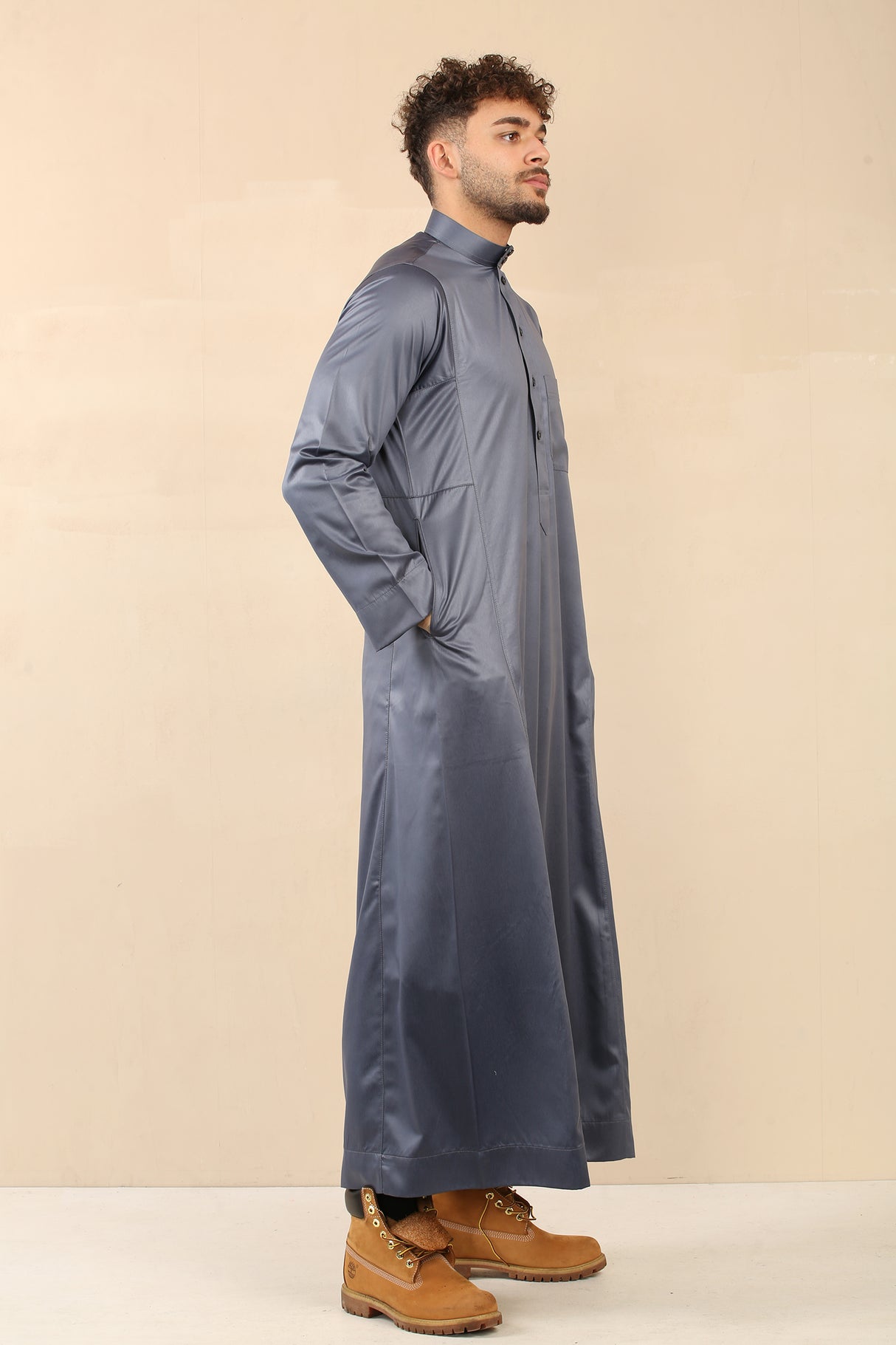 Men's Saudi Classic Shiny Jubba (Grey)