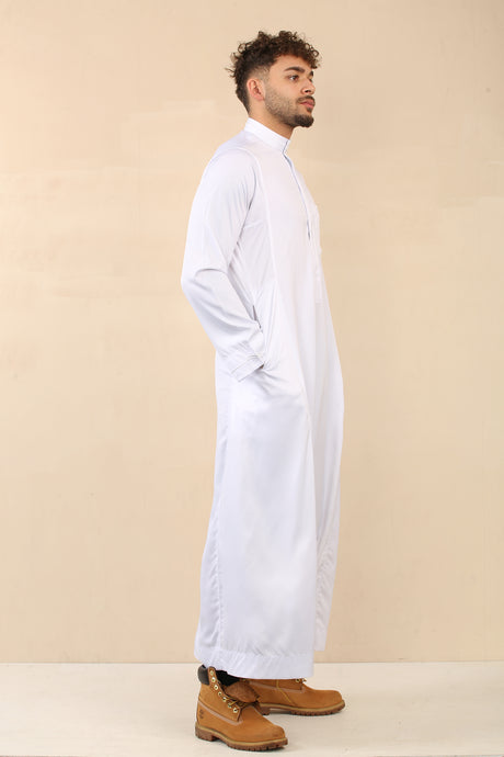 Men's Saudi Embroidered Shiny Zipper Jubba (White)