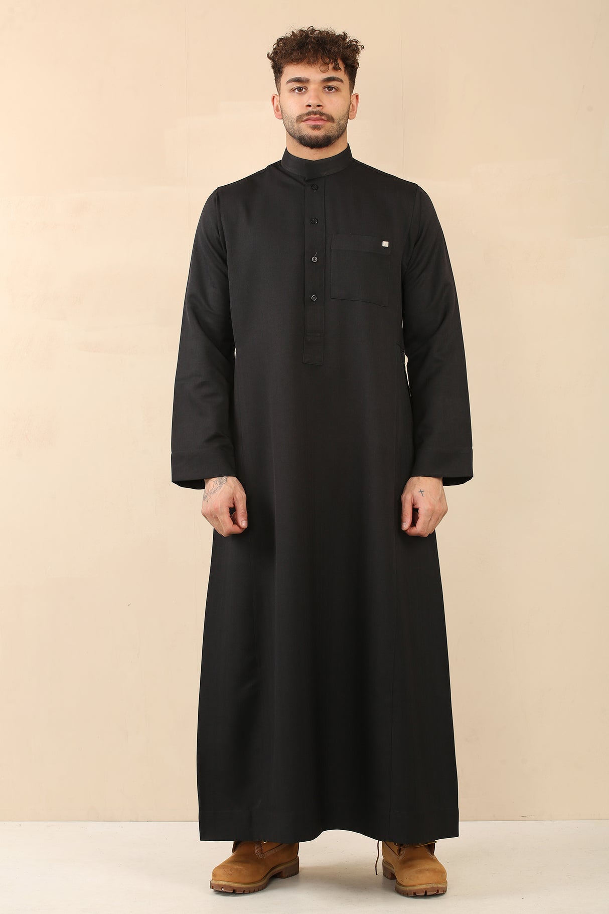 Men's Saudi Classic Luxury Thick Soft Jubba (Black)