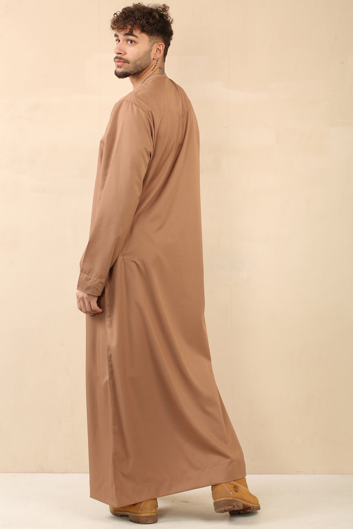 Men's Emirati Embroidered Cotton Zipper Jubba (Caramel)