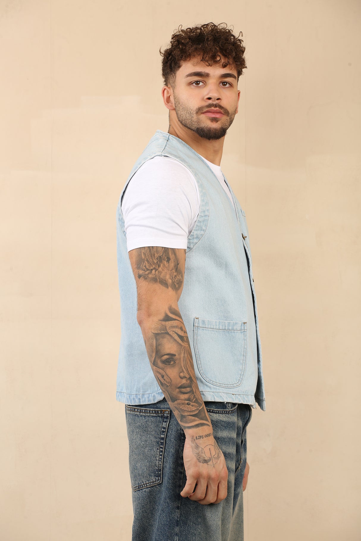 Cotton Denim Waistcoat With Pockets (Light Blue)