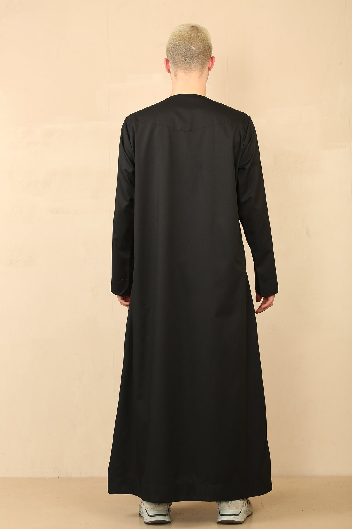 Men's Emirati Embroidered Cotton Zipper Jubba (Black)